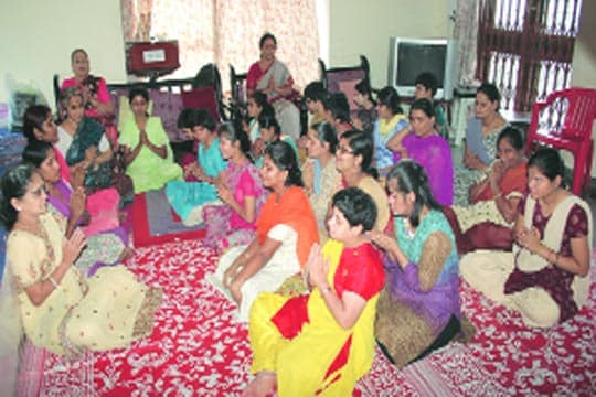 ‘घरकुल’: मानसिक अपंग मुलींचा आधार