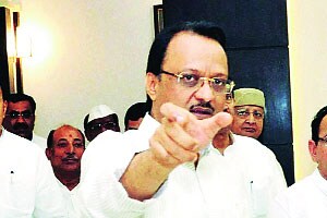 ‘एफआरपी’ देण्यासाठी राज्य सरकारने साखर कारखान्यांना आणखी मदत करावी – अजित पवार ‘एफआरपी’ देण्यासाठी राज्य सरकारने साखर कारखान्यांना आणखी मदत करावी – अजित पवार