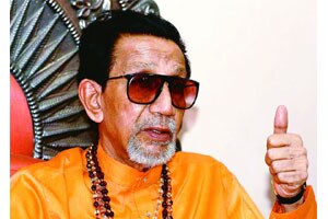 पूर्व मुक्त मार्गास सेनाप्रमुखांचे नाव देण्याची मागणी