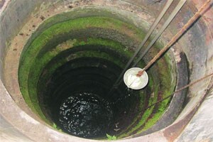 जिल्ह्य़ातील पाणीपातळी ६ मीटर खोल गेली