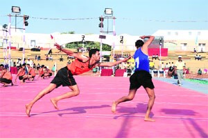 पुरुष गटात रेल्वे, कोल्हापूर उपांत्य फेरीत
