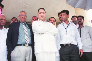 विधानभवनात घडलेली घटना दुर्दैवी; विधानसभा अध्यक्षांनी मागितली माफी