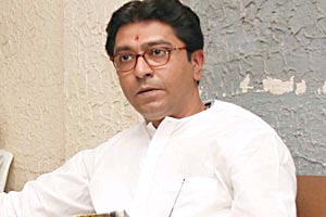 मराठी मते वगळण्याचे आघाडीचे षड्यंत्र