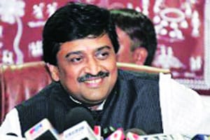 आदर्श घोटाळ्यात अशोक चव्हाण निर्दोष?