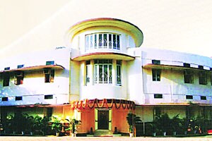 बदल कुणासाठी? कशासाठी?