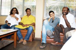 असा उभा राहिला ‘तंबूतला सिनेमा’