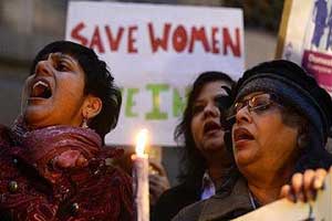 बलात्कारविरोधी कायद्यांतर्गत दिल्लीमध्ये पहिला गुन्हा दाखल