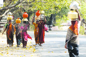 नियोजनाचे तीनतेरा; पाणीप्रश्न वाऱ्यावर!