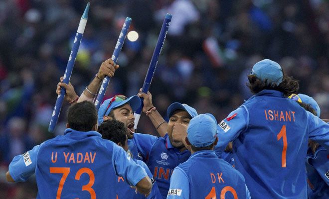 चॅम्पियन्स करंडक विजयी भारतीय संघावर बीसीसीआयची अर्थवृष्टी