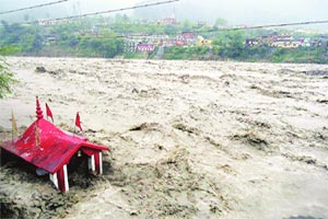 हरिद्वारमध्ये ४० मृतदेह सापडले; मृतांची संख्या १९०