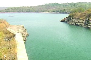 प्रशासनाचे अतिवृष्टी व संभाव्य धोक्यांकडे दुर्लक्ष-शंभूराज देसाई