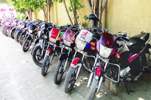 लातूर पॅटर्न आता दुचाकींच्या क्षेत्रात