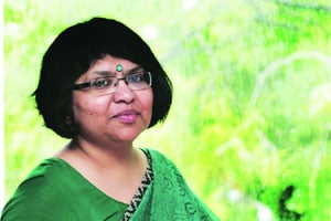 ‘आधार’ महिला स्वावलंबनाचा