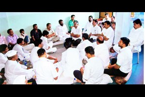 ‘काँग्रेस सरकारचा भ्रष्टाचार लोकांपुढे मांडणार’