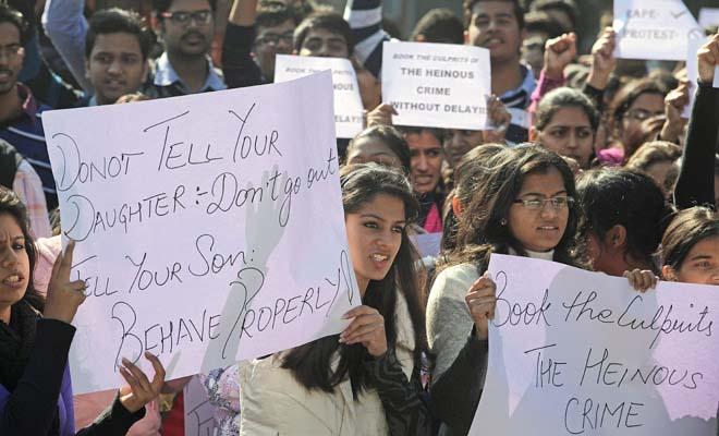 दिल्ली सामूहिक बलात्कारप्रकरणी अल्पवयीन आरोपीचा निकाल लांबणीवर