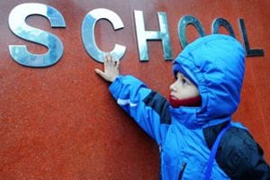 शिक्षणावर नियंत्रण कोणाचे?