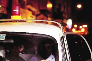नवी वाहने द्यायची कोणाला?