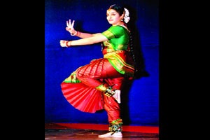 ओडिशाच्या प्रतिष्ठित नृत्यज्योतीवर वृषालीची ‘मराठी मोहोर’