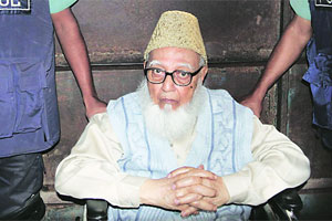 बांगलादेशात ९१ वर्षीय नेत्यास ९०वर्षे तुरुंगवासाची शिक्षा!