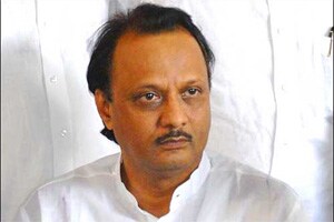 पवार यांच्या दौऱ्यानिमित्त खड्डे बुजविण्याचा सपाटा