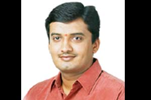 लोकसभा निवडणूक लढविणार – धनंजय महाडिक
