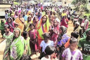 ओडिशातील वादळग्रस्तांना महाराष्ट्राचा निवारा