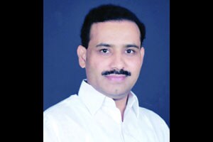 शिक्षणमंत्र्यांनाच महाविद्यालयाचे ओझे