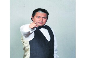 पुन्हा एकदा ‘बॅरिस्टर’