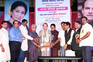 सुरेश वाडकर म्हणजे सांस्कृतिक ठेवा असलेले व्यक्तिमत्त्व – पं. मंगेशकर