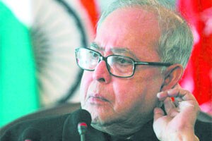 ‘पेड न्यूज’चा प्रकार चिंताजनक-राष्ट्रपती