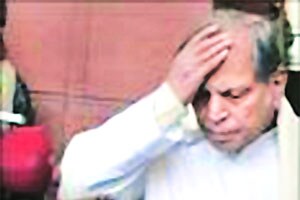 शेकापला पाठिंबा देणाऱ्या अंतुलेंवर काँग्रेसची खप्पामर्जी