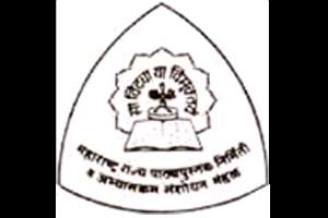 राज्यातील पाठय़पुस्तके ई-बुक्सच्या स्वरूपात