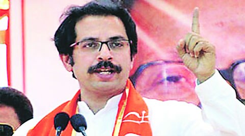मनमोहन सिंग हे व्हॉट्सअॅपसारखे