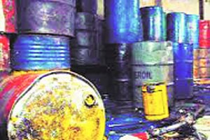 पेट्रोल, डिझेलमुळे अकोळनेरच्या विहिरी प्रदूषित