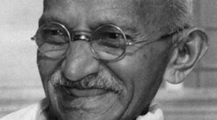 महात्मा गांधींच्या ज्येष्ठ मुलाकडून बलात्कार, पत्रातून उघड झाली माहिती