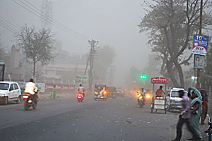 साता-यात वीज पडून चौघांचा मृत्यू