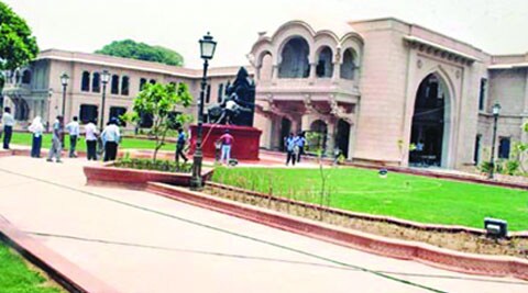 ‘महाराष्ट्र सदना’चा मराठी विद्यार्थ्यांवरच अन्याय