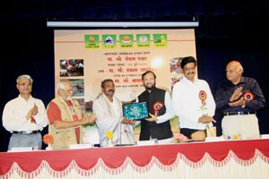 वनाचे क्षेत्र वाढविण्यासाठी जनतेची चळवळ व्हावी – प्रकाश जावडेकर