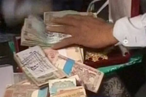 बांधकाम उद्योजक, व्यापा-यांच्या निवासस्थानी कोल्हापुरात छापे