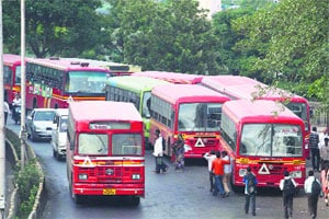 पीएमपी वेळापत्रकाची माहिती प्रवाशांपर्यंत पोहोचवण्याची मागणी