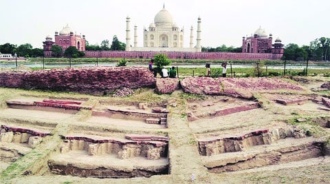 ‘ताजमहाल’जवळच आणखी एक महाल!