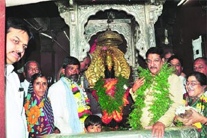 पाऊसपाणी दे, धनधान्य पिकू दे !