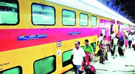 कोकणवासीयांसाठी दसऱ्यानिमित्त विशेष गाडय़ा