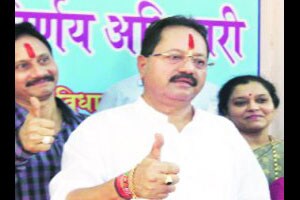 तरेंचे बंड निकाली निघाल्यामुळे भाजप तोंडघशी