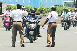 वाहनचालकांची परीक्षा