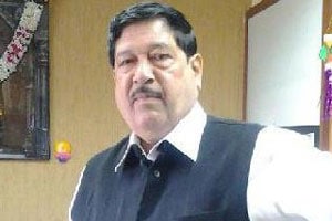 स्वारगेट उड्डाणपुलाचे उद्घाटन सर्वपक्षीय नेत्यांच्या हस्ते