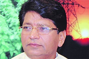 बबनराव पाचपुते: जनता पक्ष ते भारतीय जनता पक्ष