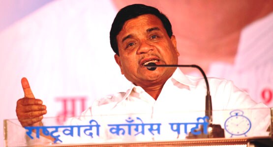 ‘आरएसएस’ आपल्या काठीने समाजात फूट पाडत आहे- आर.आर.पाटील