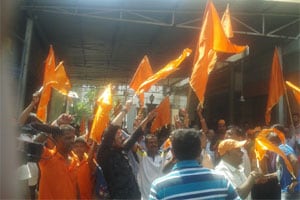 हळूहळू उत्साह दाटला