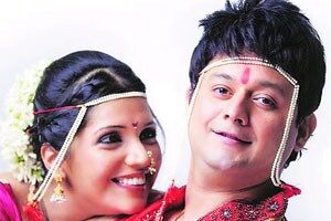 शादी फिल्मी है…